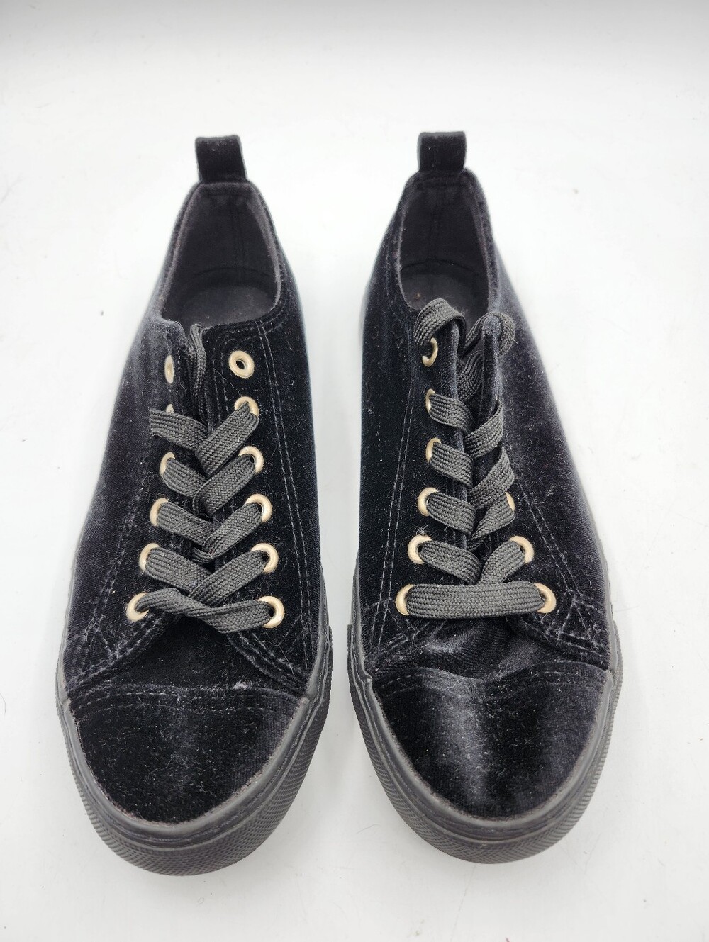 Twisted Black Velvet Low-Top Lace Sneakers with White Sole